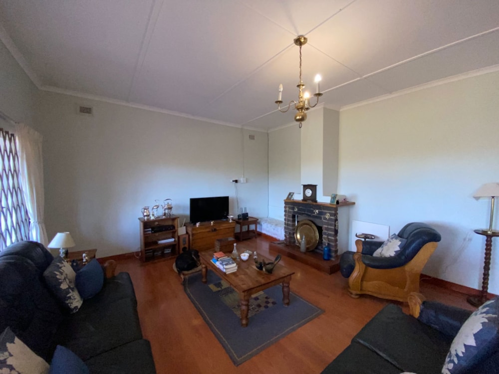 Single-storey house sold in Himeville - 1UB1700625 Single-storey house sold in Himeville - 1UB1700625