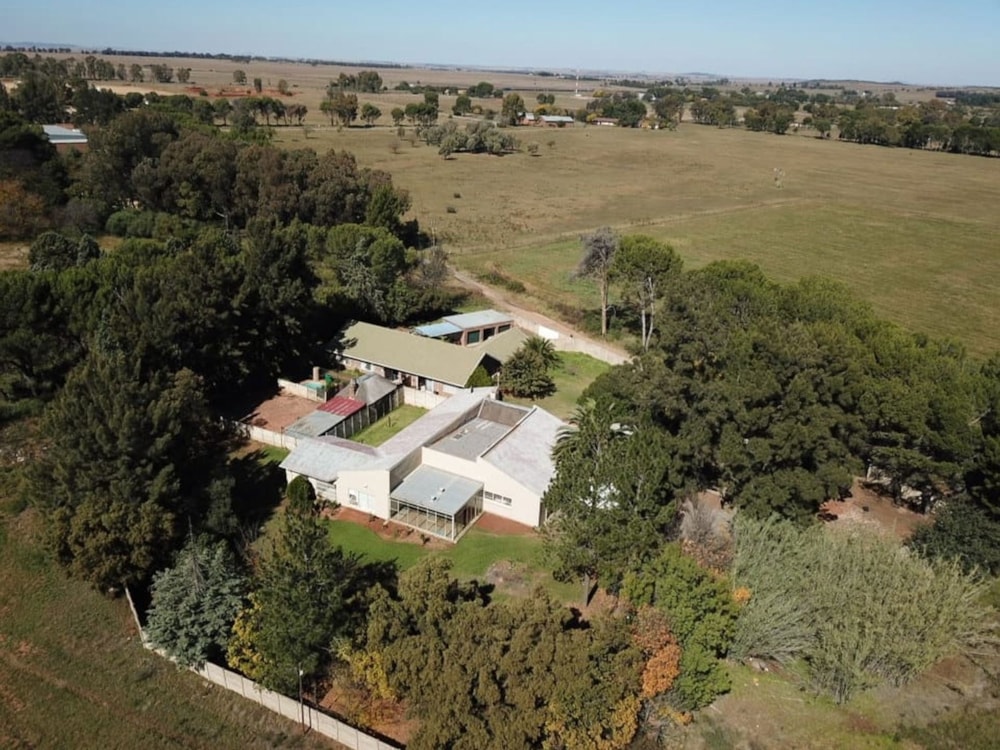 Smallholding for sale in Ferreira - 1BX1700484 Smallholding for sale in Ferreira - 1BX1700484