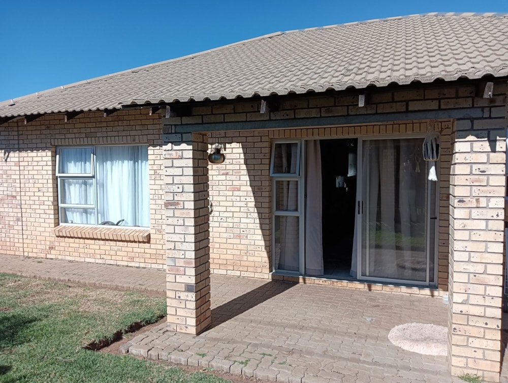 Townhouse for sale in Brandfort - 1BX1702469 Townhouse for sale in Brandfort - 1BX1702469