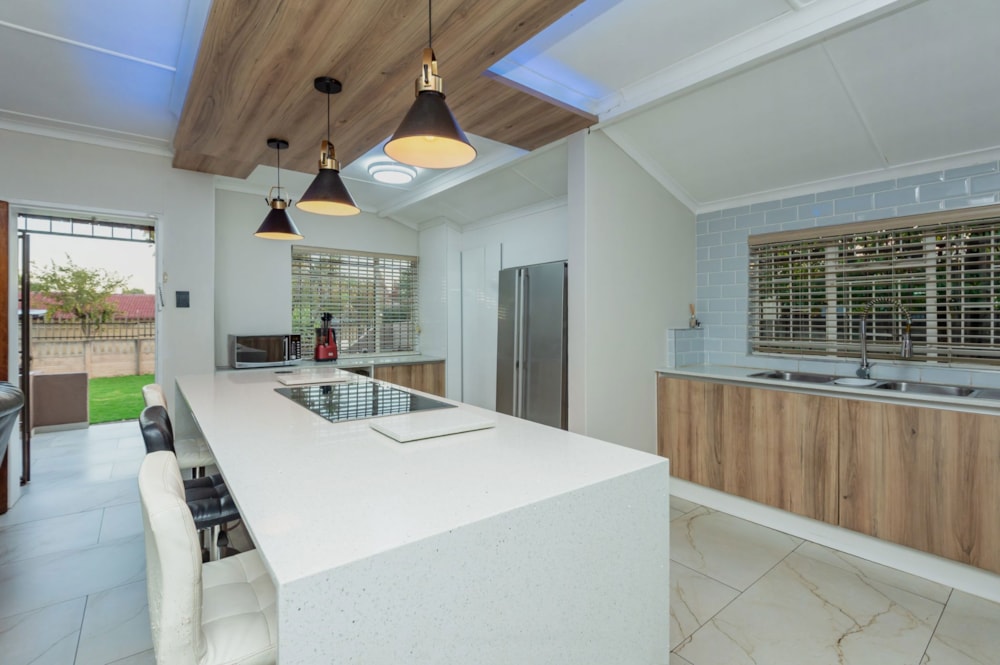 House for sale in Raceview - 1GV1699945