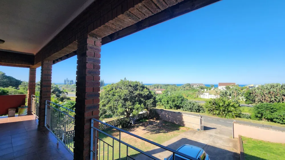Double-storey house for sale in Sea Park, Umtentweni - 1PSH1701038 Double-storey house for sale in Sea Park, Umtentweni - 1PSH1701038