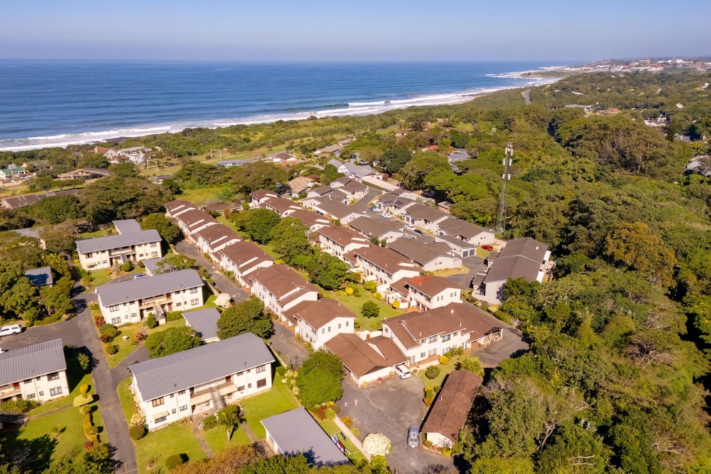 Double-storey apartment for sale in Umtentweni - 1PSH1740447 Double-storey apartment for sale in Umtentweni - 1PSH1740447