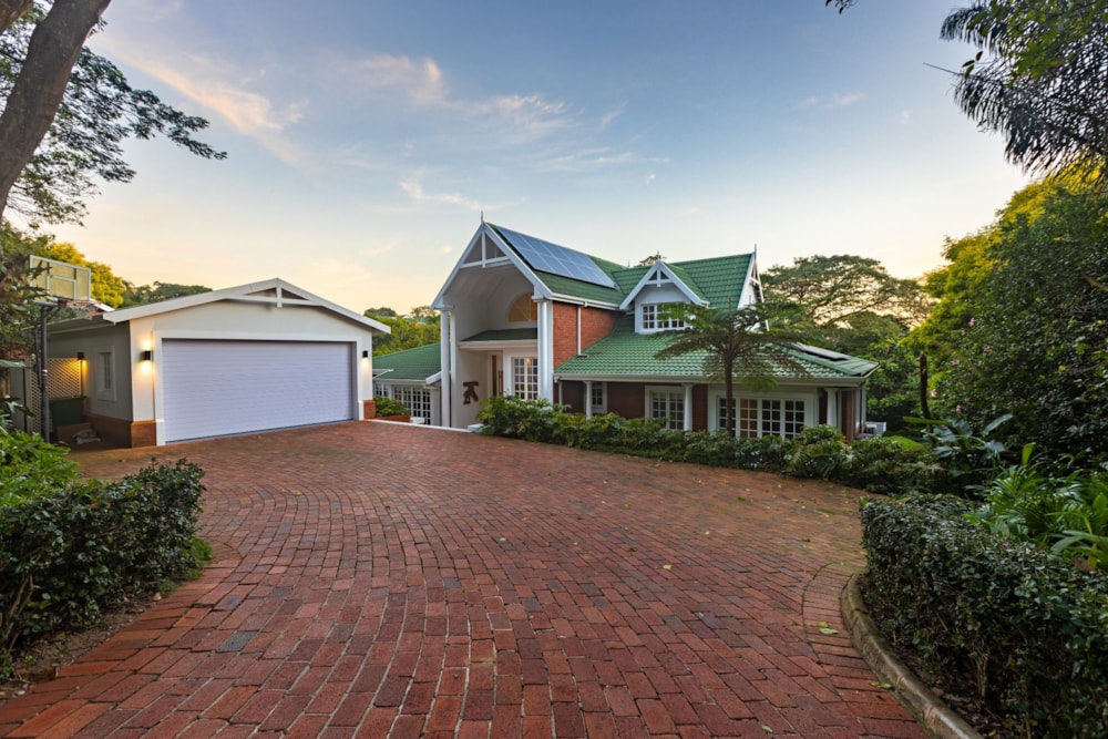 Golf estate house for sale in Mount Edgecombe Country Estate - 1MT1701629 Golf estate house for sale in Mount Edgecombe Country Estate - 1MT1701629