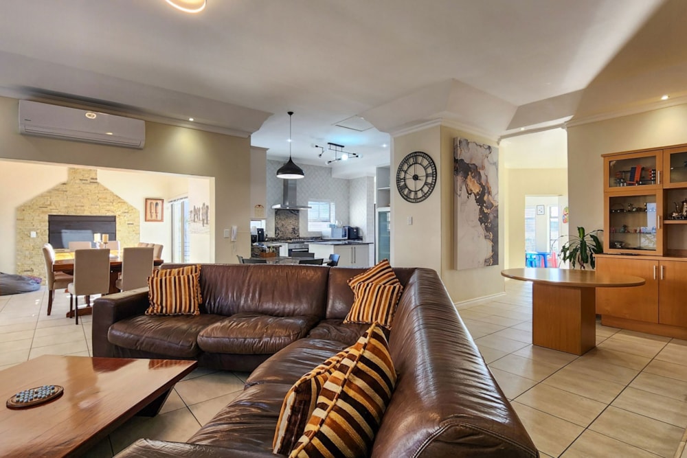 House for sale in Big Bay - 1TV1700510 House for sale in Big Bay - 1TV1700510