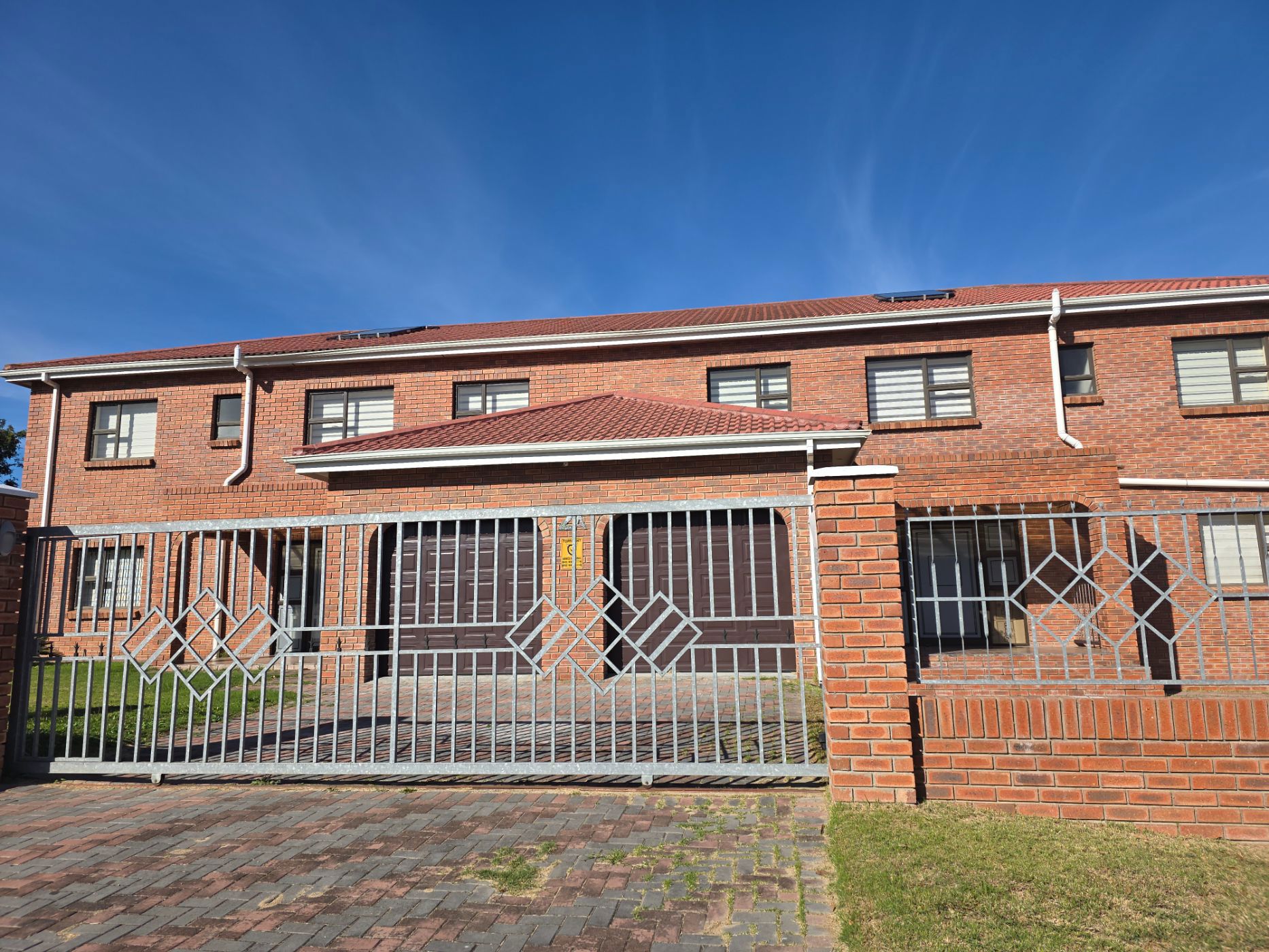 House to rent in Vanes Estate - 1UK1709367