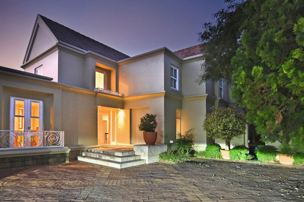 Cluster for sale in Hyde Park, Sandton - HP1701576 Cluster for sale in Hyde Park, Sandton - HP1701576