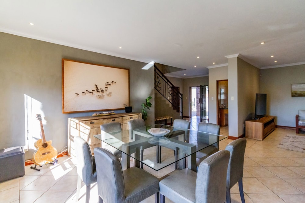 Security estate home for sale in Birdwood - 1HR1702151 Security estate home for sale in Birdwood - 1HR1702151