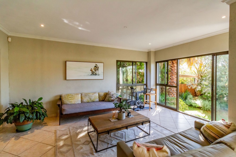 Security estate home for sale in Birdwood - 1HR1702151 Security estate home for sale in Birdwood - 1HR1702151