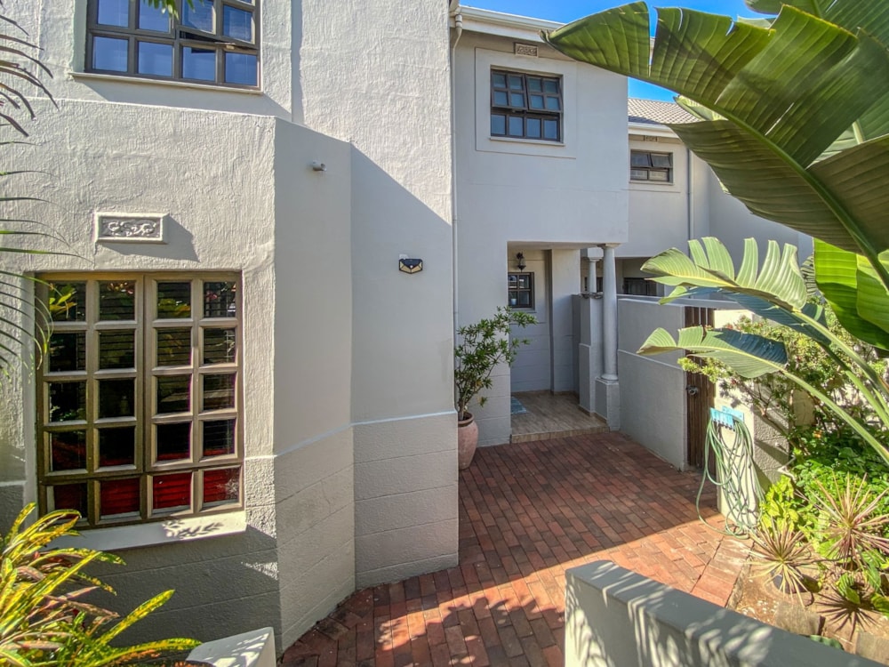 Townhouse sold in uMhlanga Rocks - 1ND1701085 Townhouse sold in uMhlanga Rocks - 1ND1701085