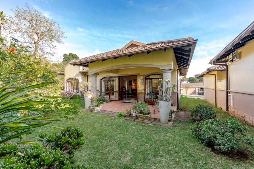 Townhouse sold in Le Domaine Estate - 1KF1701033 Townhouse sold in Le Domaine Estate - 1KF1701033