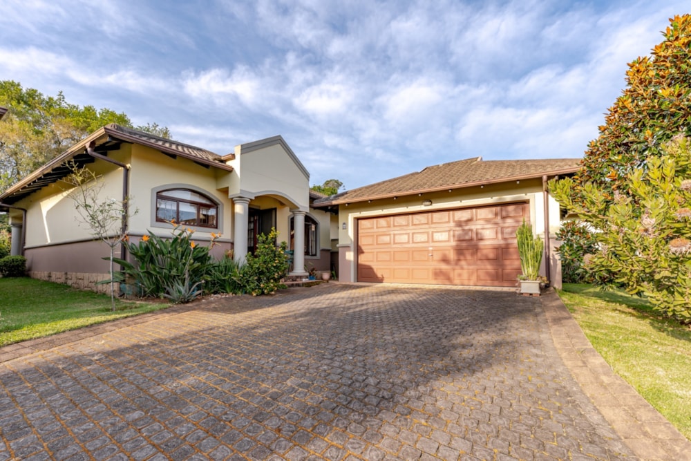 Townhouse sold in Le Domaine Estate - 1KF1701033 Townhouse sold in Le Domaine Estate - 1KF1701033