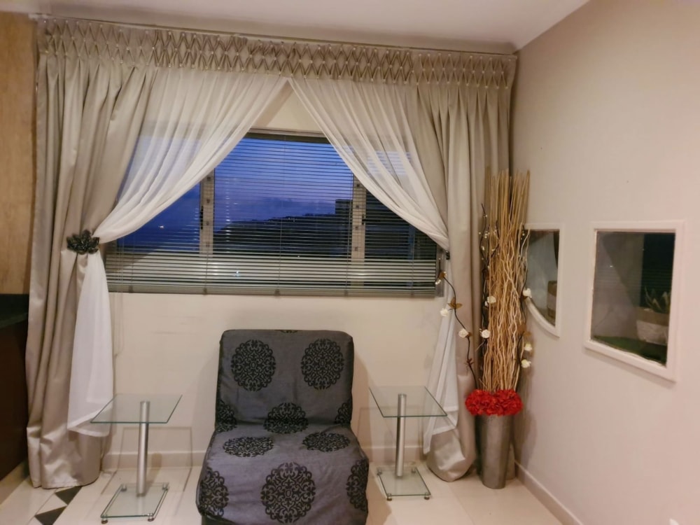 Security complex home let in La Mercy - 1ND1269262 Security complex home let in La Mercy - 1ND1269262