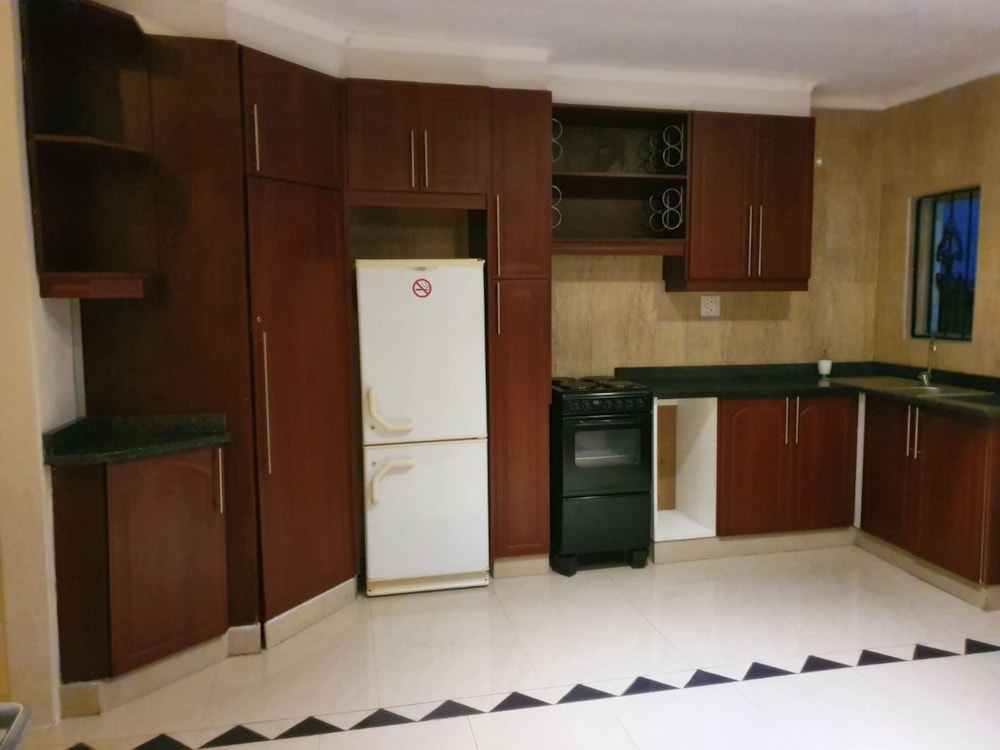 Security complex home let in La Mercy - 1ND1269262 Security complex home let in La Mercy - 1ND1269262