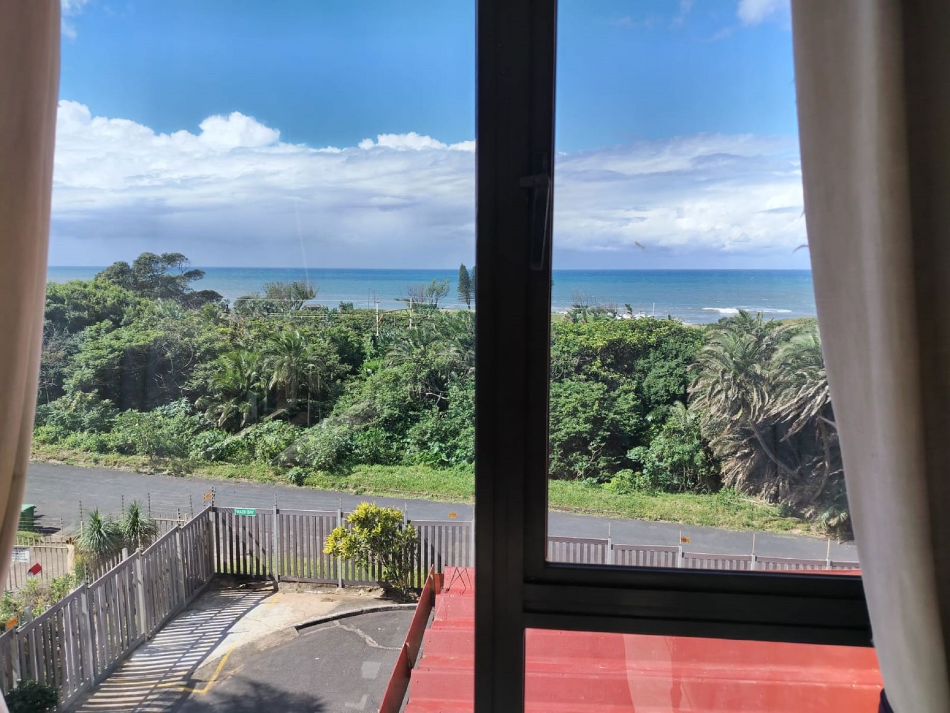 Multi-storey apartment for sale in Scottburgh - 1si1711222