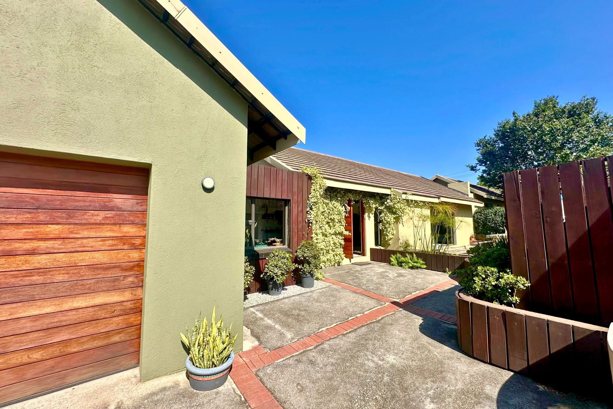 House for sale in Drum Rock - 1NS1701231