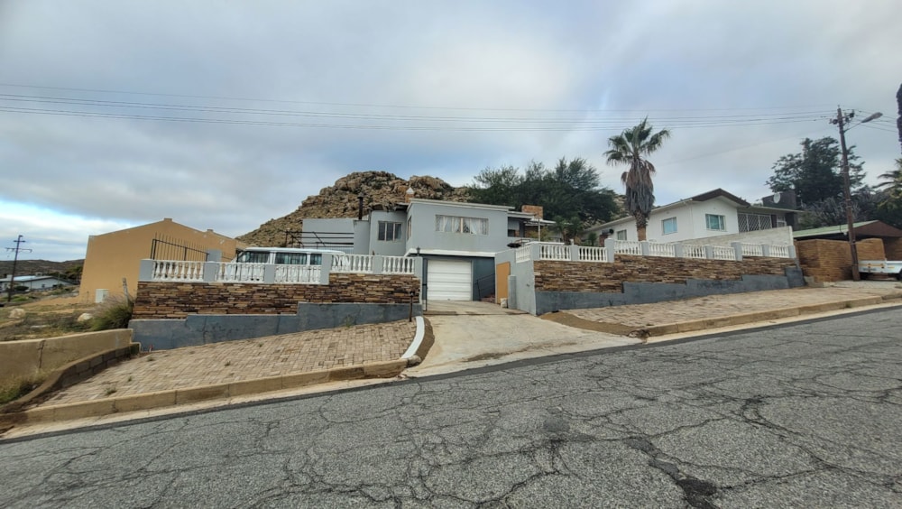 House for sale in Springbok - 1NA1701957