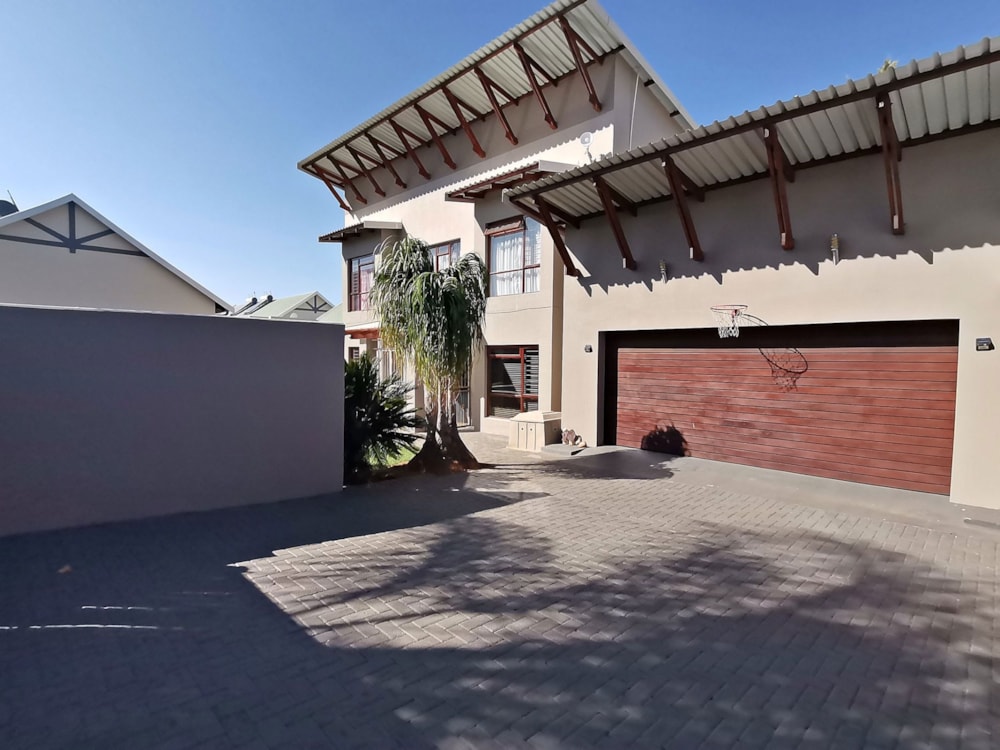 Double-storey house for sale in Sterkspruit Estate - 1LY1699871