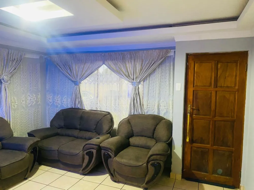 House for sale in Mthatha - 1MH1700084