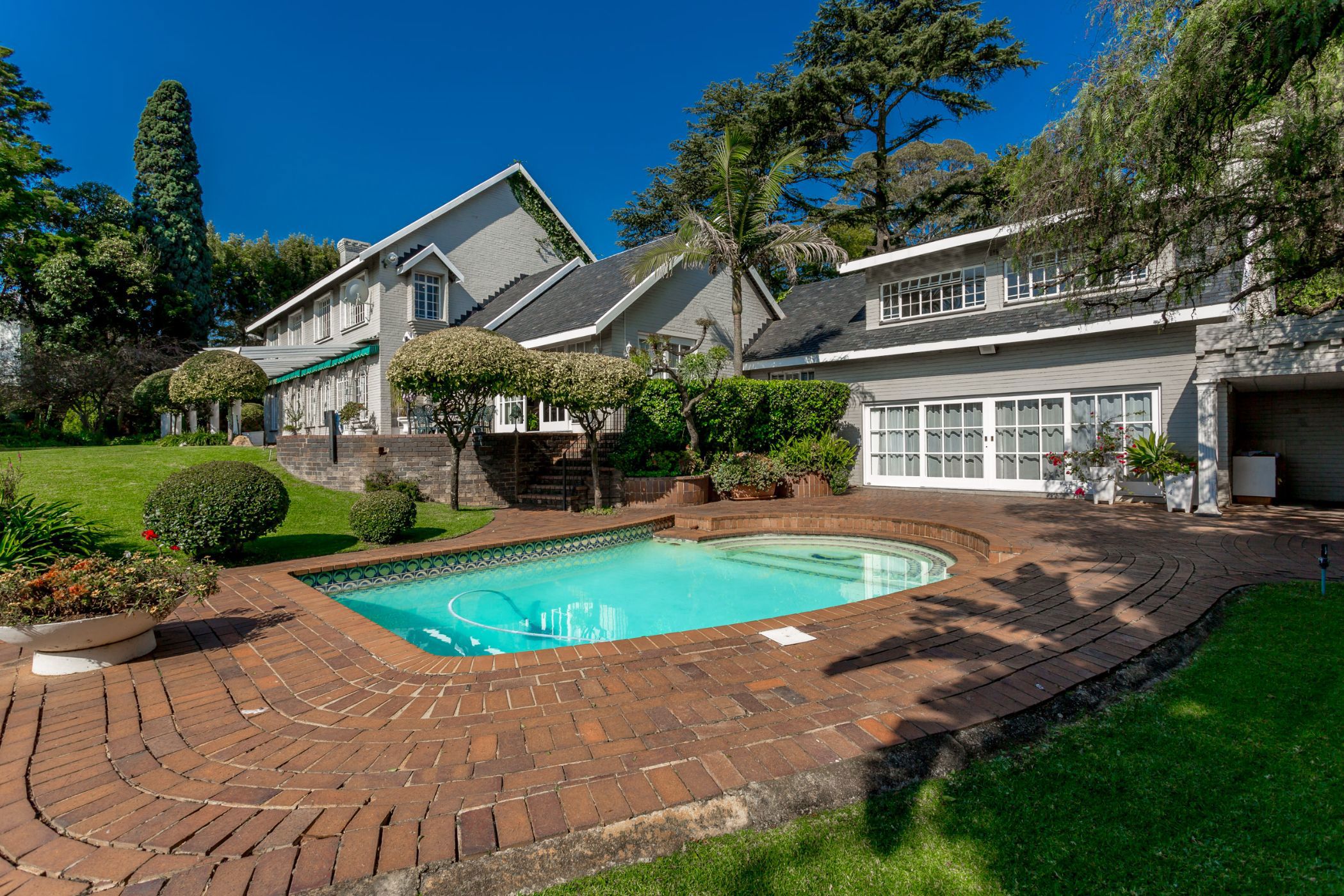 House sold in Houghton Estate - HP1701118