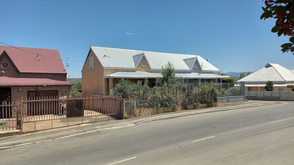 House for sale in Oudtshoorn North - 1OU1685228