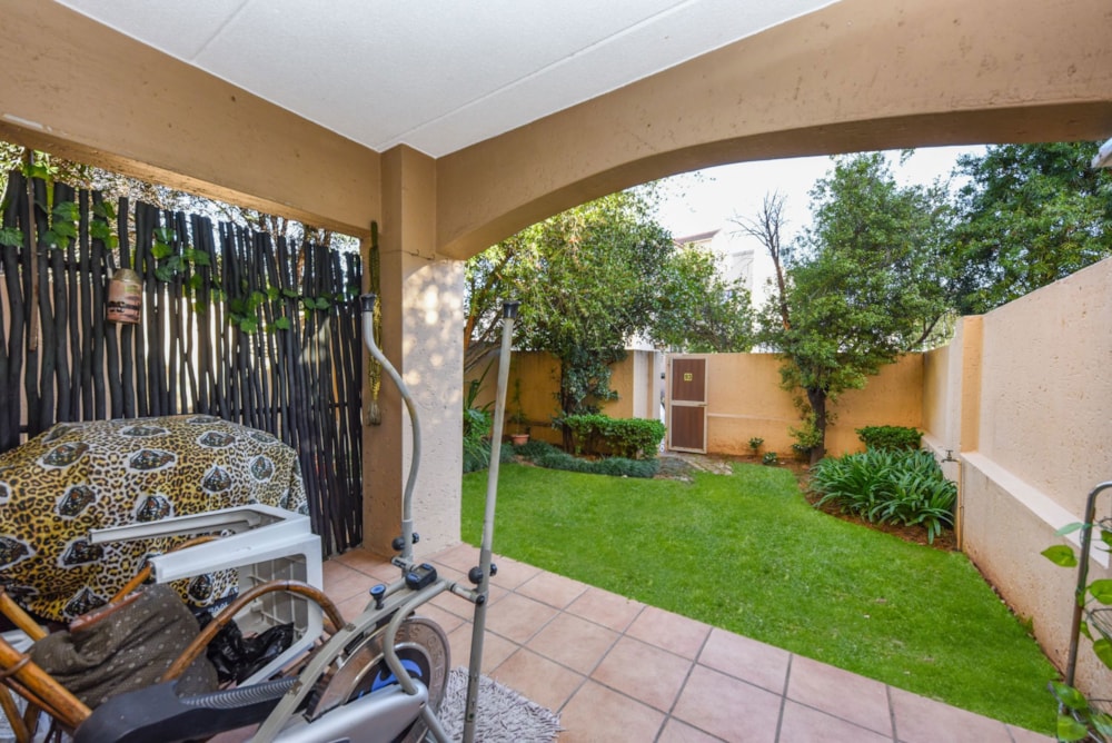 Apartment for sale in Sunninghill - FW1700813 Apartment for sale in Sunninghill - FW1700813