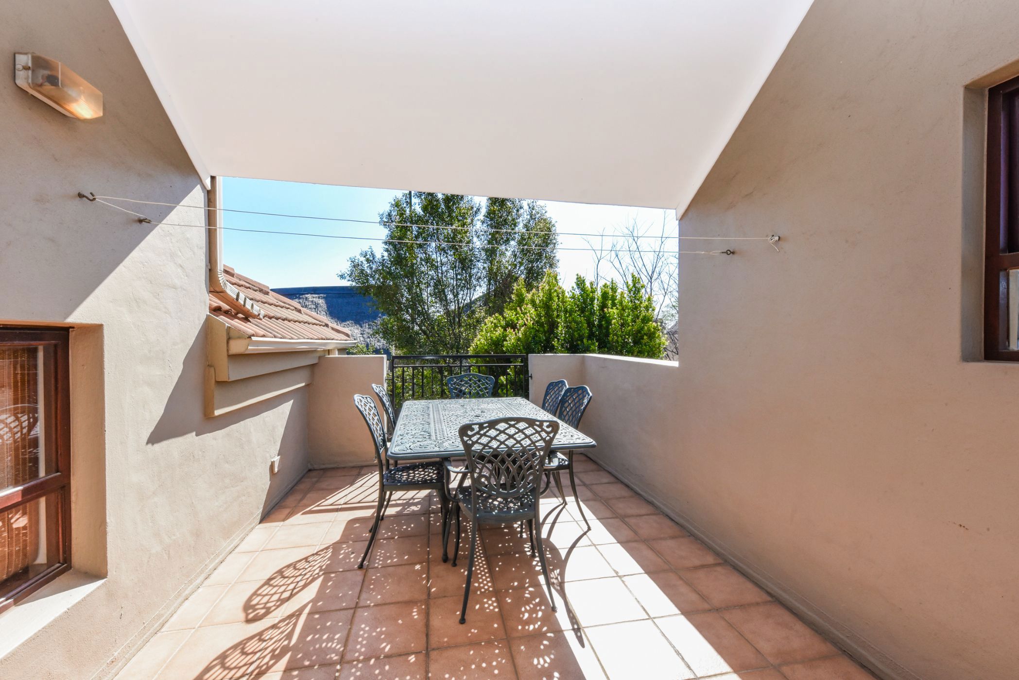 Loft sold in Sunninghill Gardens - FW1701154