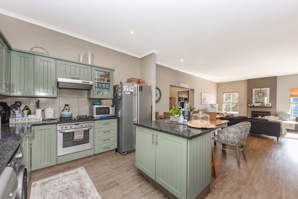 House sold in North Riding - FW1701722 House sold in North Riding - FW1701722