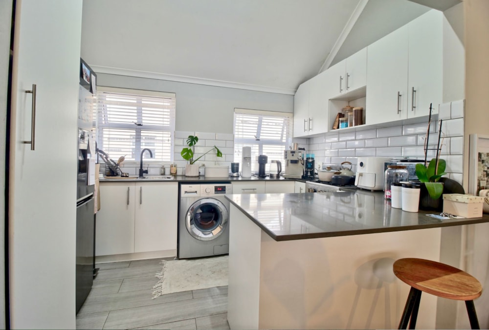 Apartment sold in Edgemead - 1PLA1641977 Apartment sold in Edgemead - 1PLA1641977