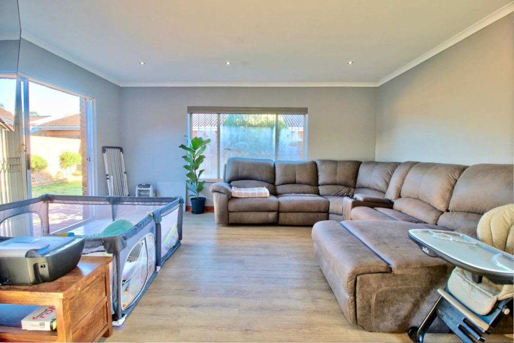 House to rent in Welgelegen, Parow - 1PLA1742171