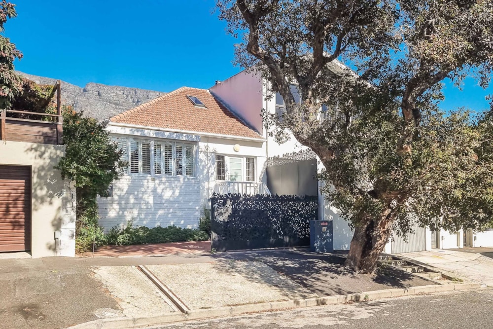 House sold in Vredehoek - AS1700202 House sold in Vredehoek - AS1700202