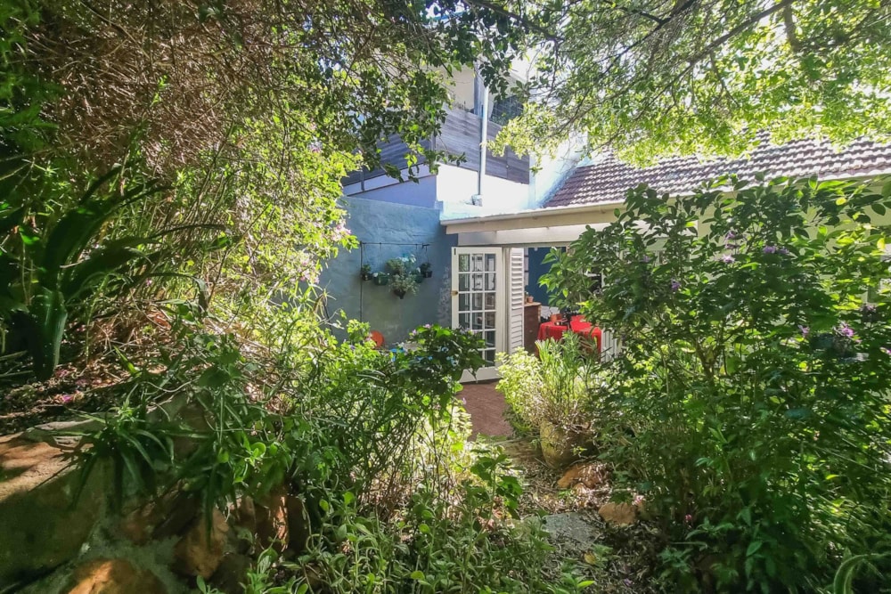 House sold in Vredehoek - AS1700202 House sold in Vredehoek - AS1700202