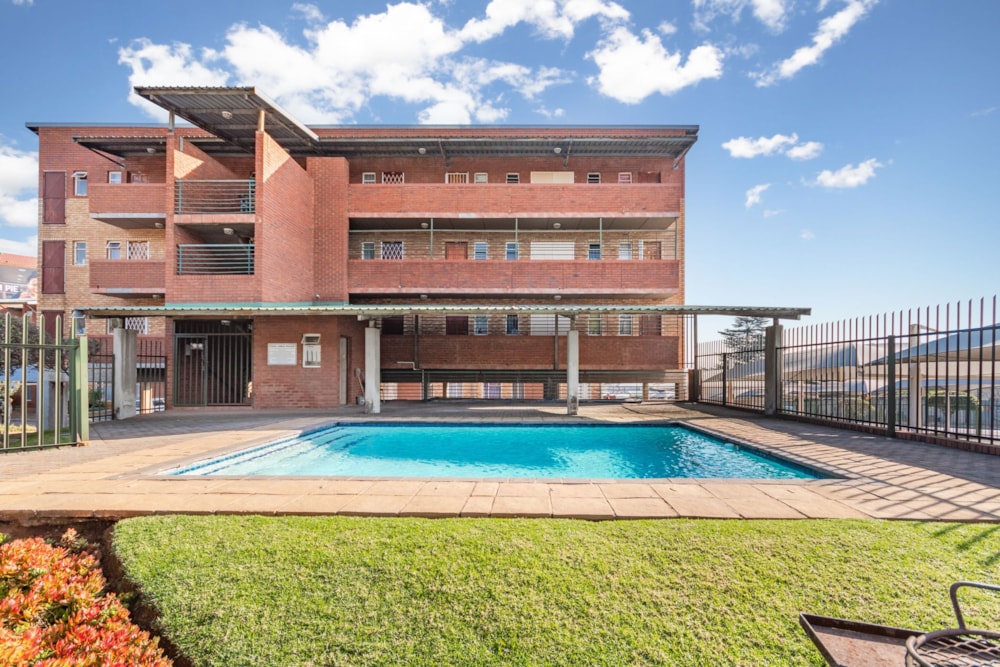 Bachelor apartment for sale in Auckland Park - GRE1702611