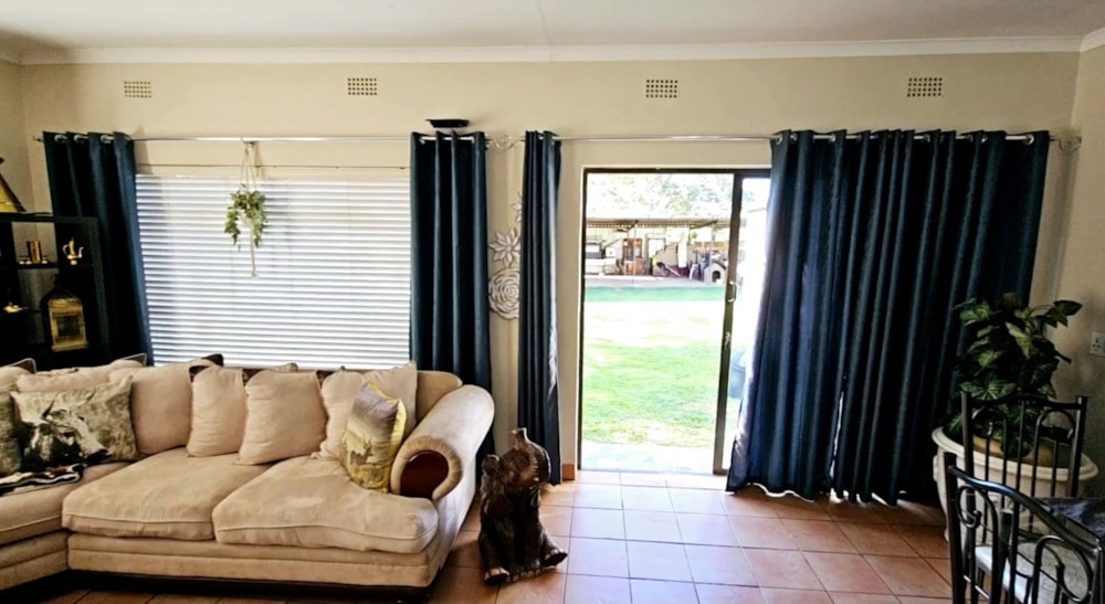 House sold in Lydenburg (Mashishing) - 1LY1700727 House sold in Lydenburg (Mashishing) - 1LY1700727