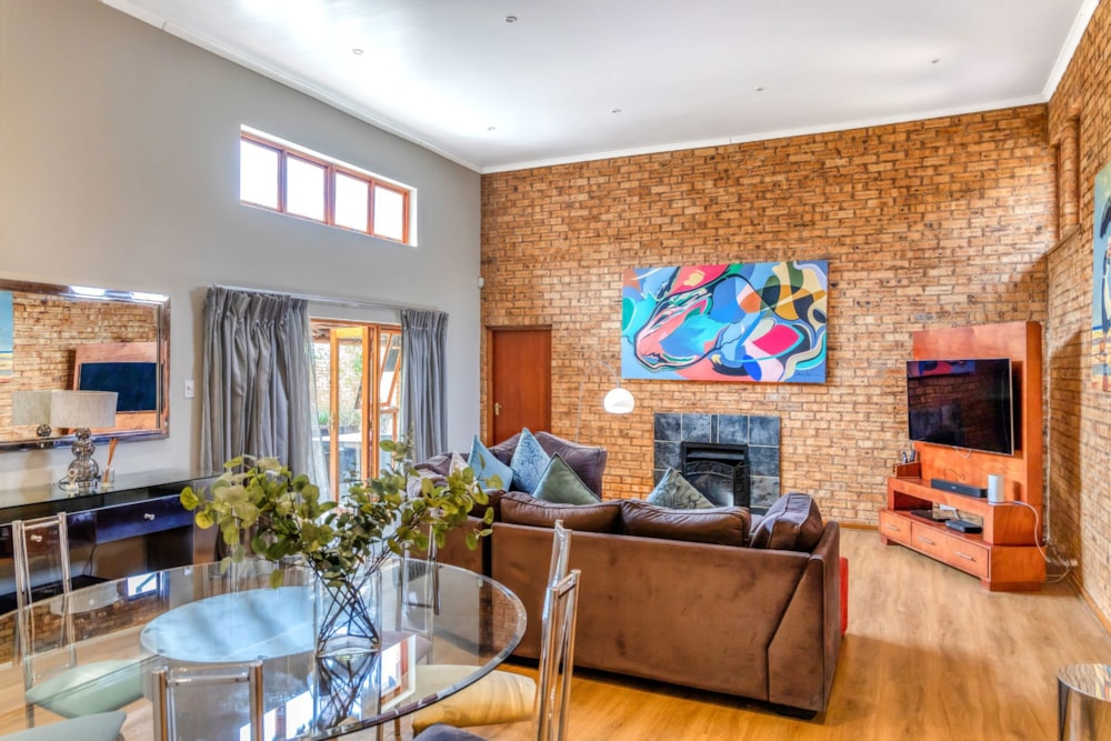 House for sale in Willowbrook - RAN1698982 House for sale in Willowbrook - RAN1698982