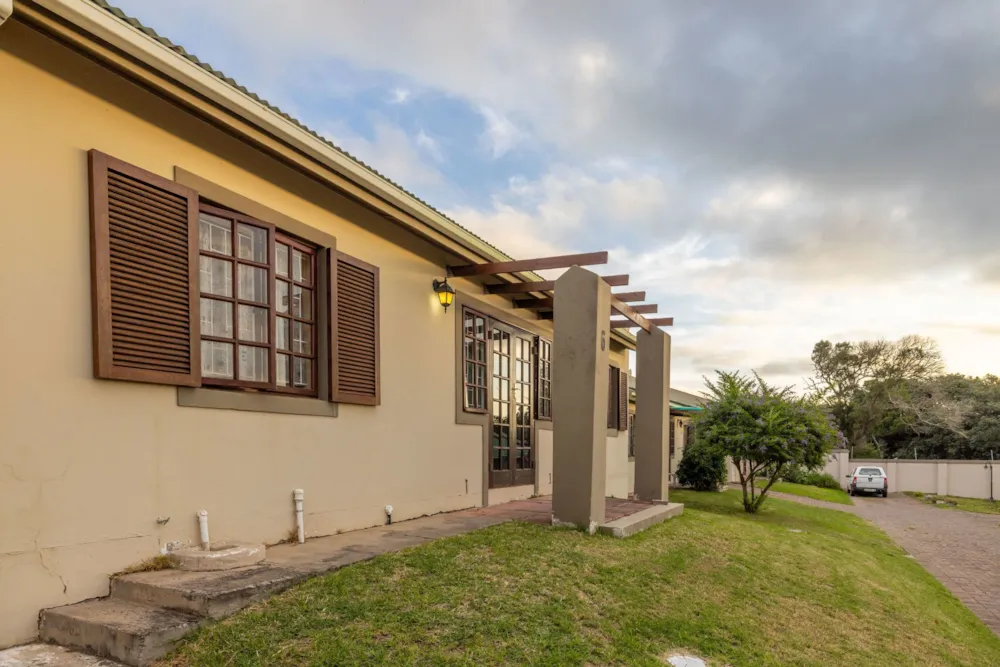 House sold in East Bank - 1PF1700015 House sold in East Bank - 1PF1700015