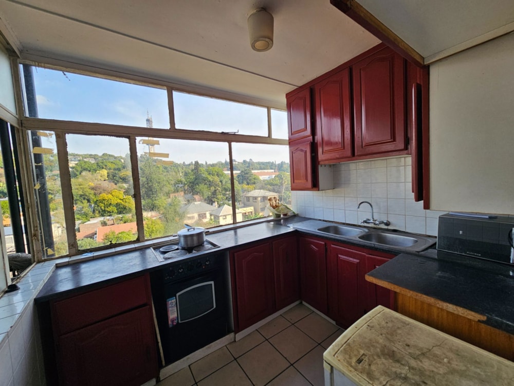 Apartment for sale in Muckleneuk - PT1697944 Apartment for sale in Muckleneuk - PT1697944