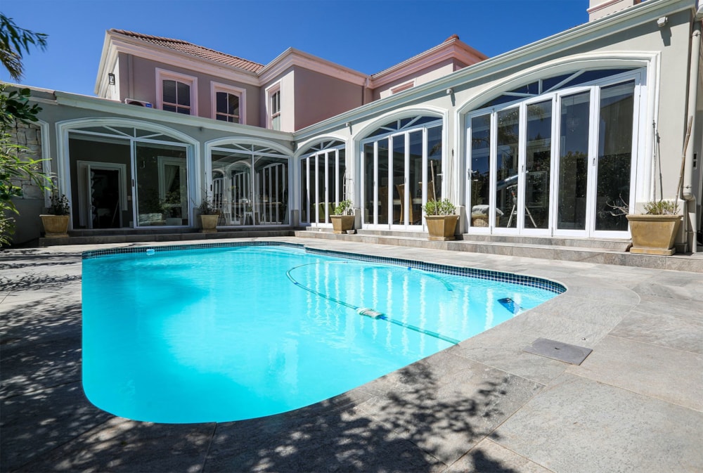 Security estate home for sale in Silvertree Estate - KW1701527