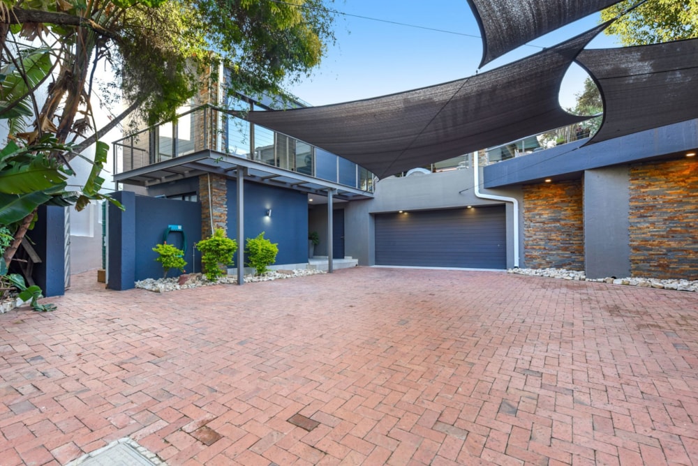 House for sale in Dainfern Golf Estate - FW1700323 House for sale in Dainfern Golf Estate - FW1700323