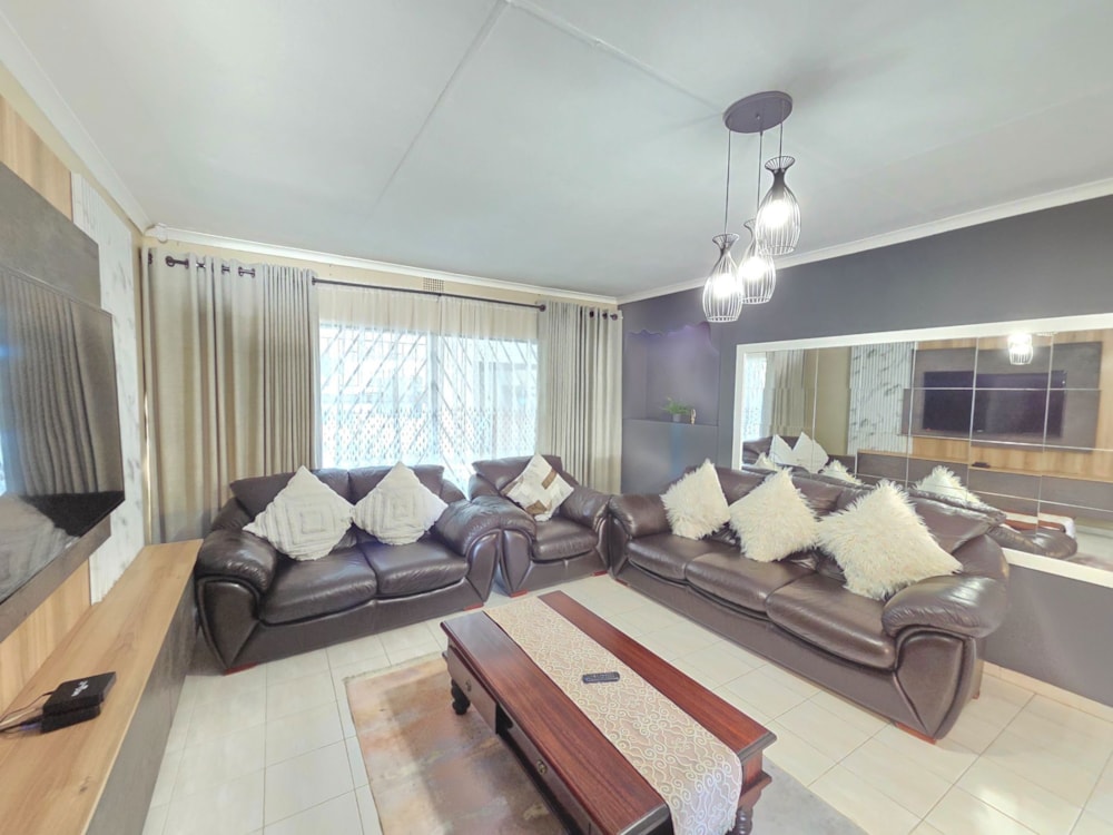 House for sale in Hutten Heights - 1NW1702065 House for sale in Hutten Heights - 1NW1702065