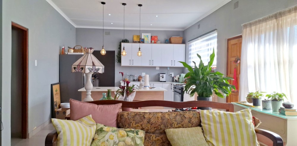 House for sale in Wesbank, Oudtshoorn - 1OU1701538 House for sale in Wesbank, Oudtshoorn - 1OU1701538