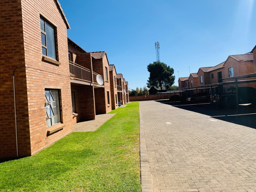 Townhouse for sale in Langenhovenpark - 1BX1699785