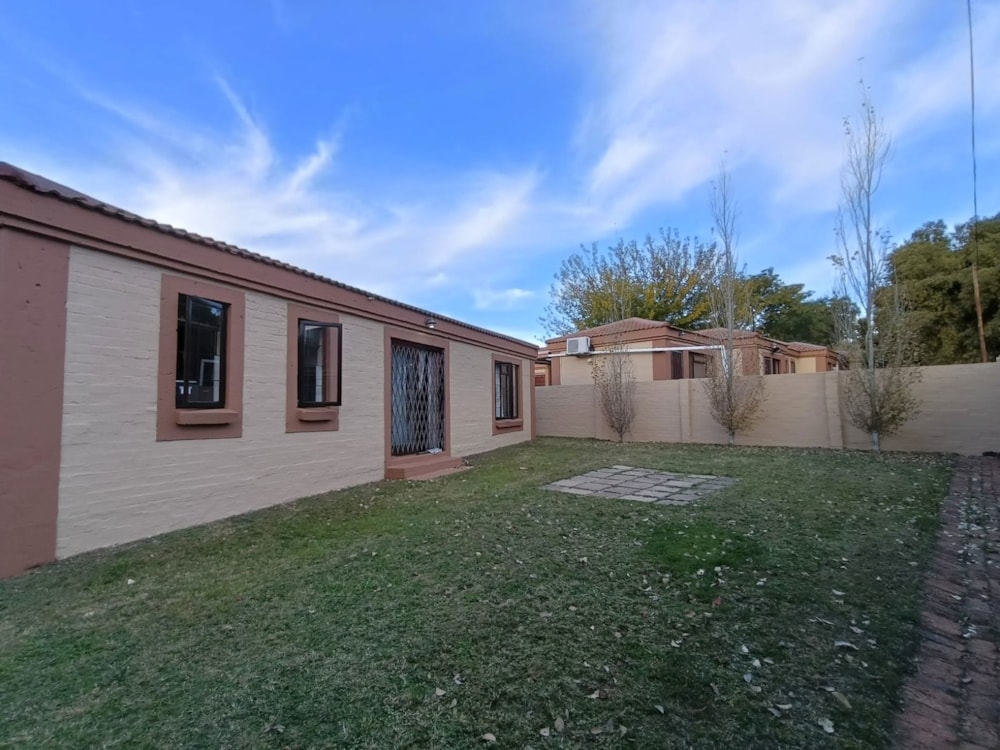 Townhouse let in Spitskop - 1BX1701051