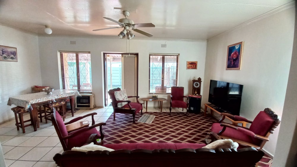 Double-storey house for sale in Heidelberg, Garden Route - 1SR1702441