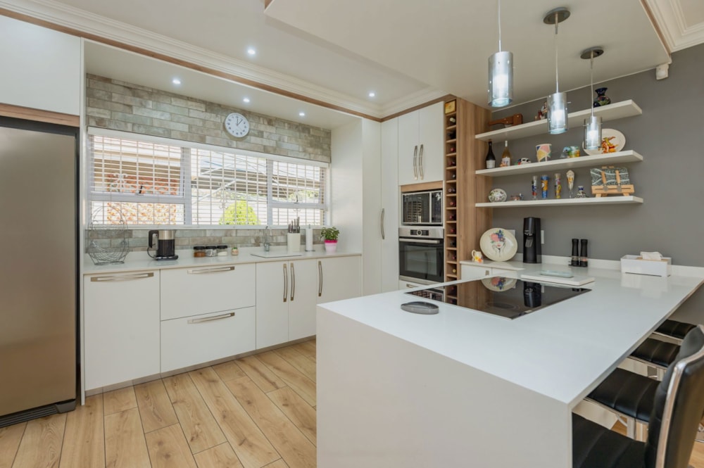 House for sale in Bedfordview - BED1700093 House for sale in Bedfordview - BED1700093