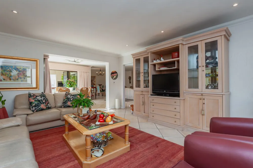 Cluster sold in Linksfield - BED1704001 Cluster sold in Linksfield - BED1704001
