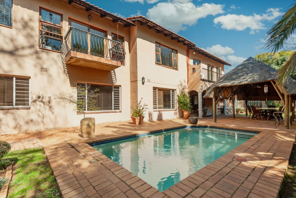 Double-storey house for sale in Linksfield - BED1705875 Double-storey house for sale in Linksfield - BED1705875