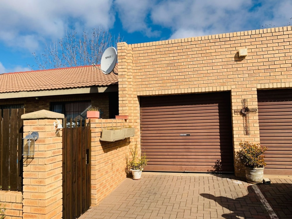 Townhouse for sale in Langenhovenpark - 1BX1705892