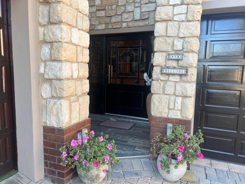 House for sale in Morehill - EN1670831