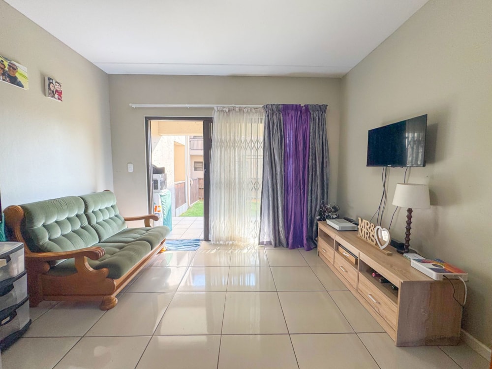 Apartment for sale in Brentwood Park, Benoni - EN1705182