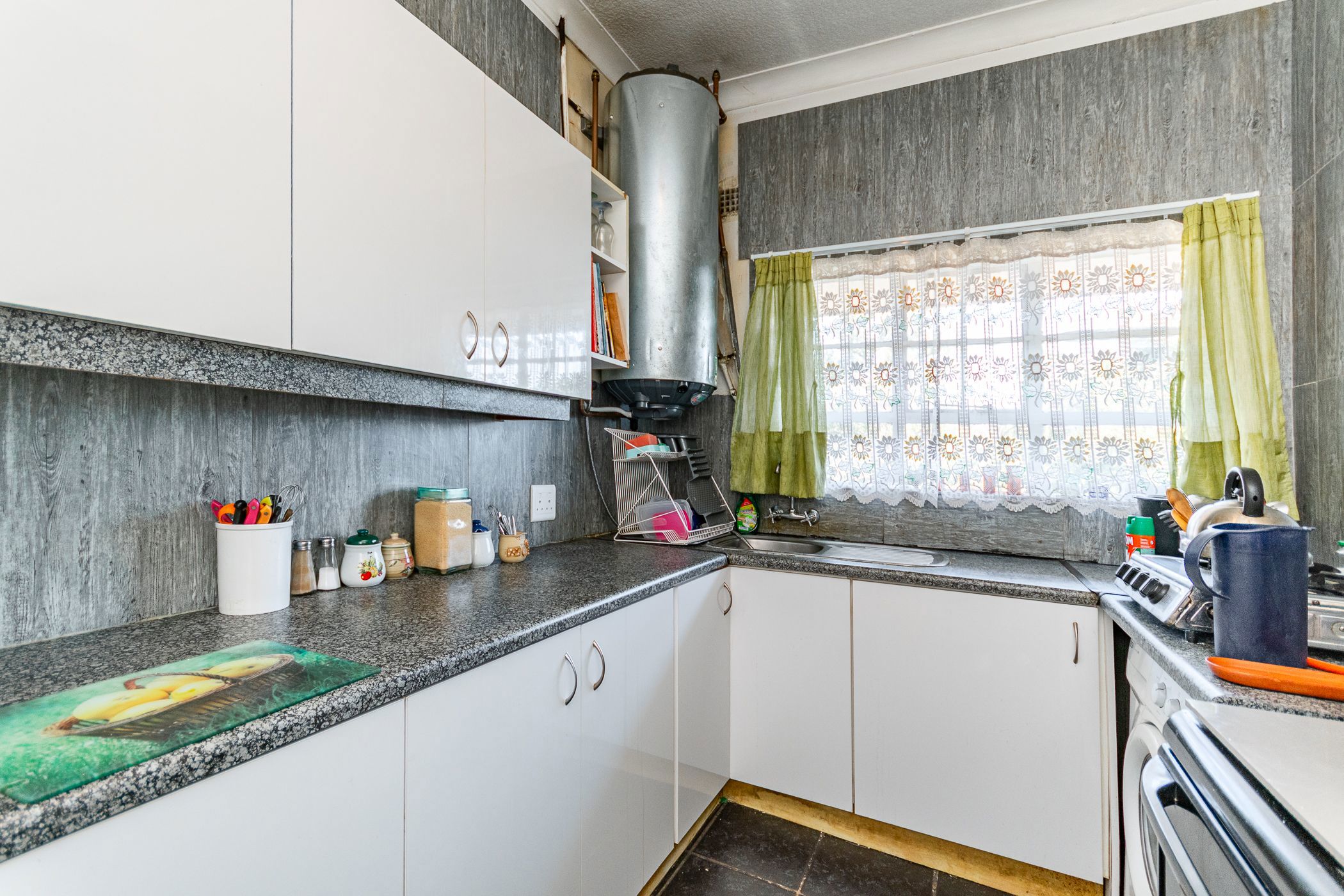 Apartment for sale in Benoni - EN1730988